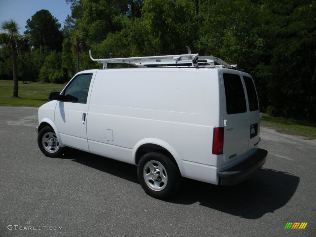 Summit White 2005 Chevrolet Astro Cargo Van Exterior Photo #51965594