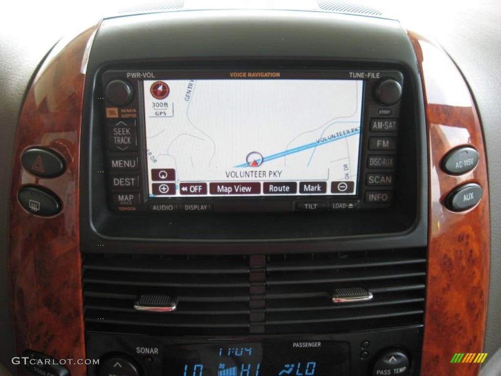 2010 Toyota Sienna Limited Navigation Photo #51976582