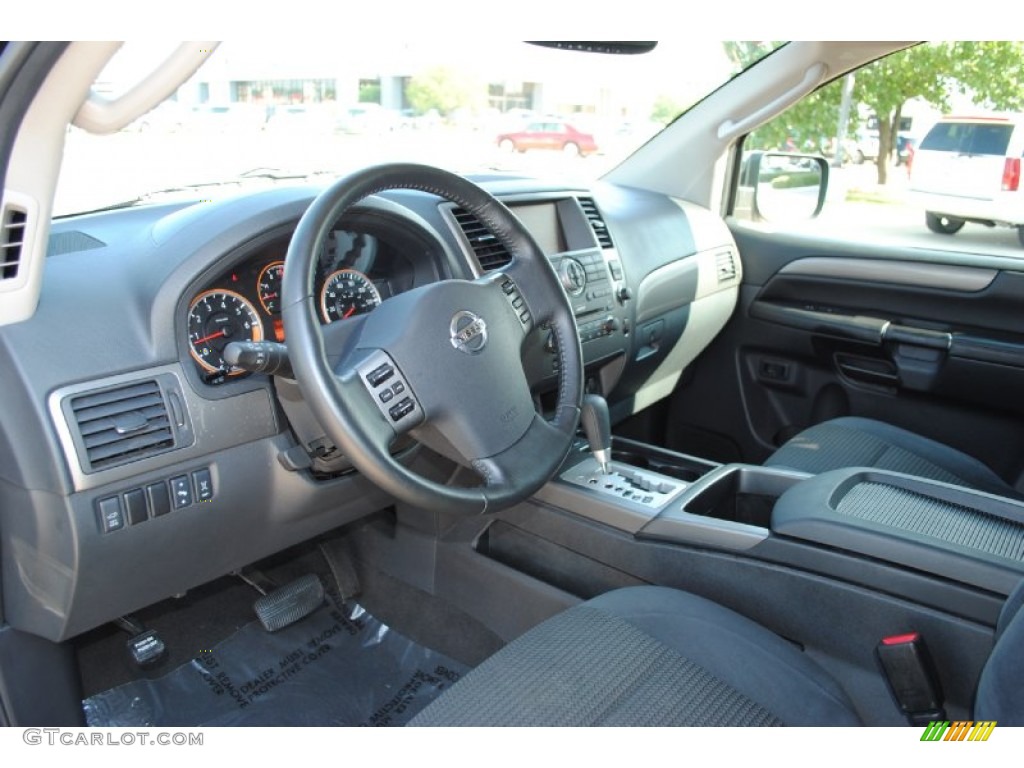 Charcoal Interior 2009 Nissan Armada SE Photo #51976895