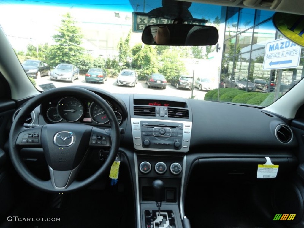 2011 Mazda MAZDA6 i Sport Sedan Dashboard Photos