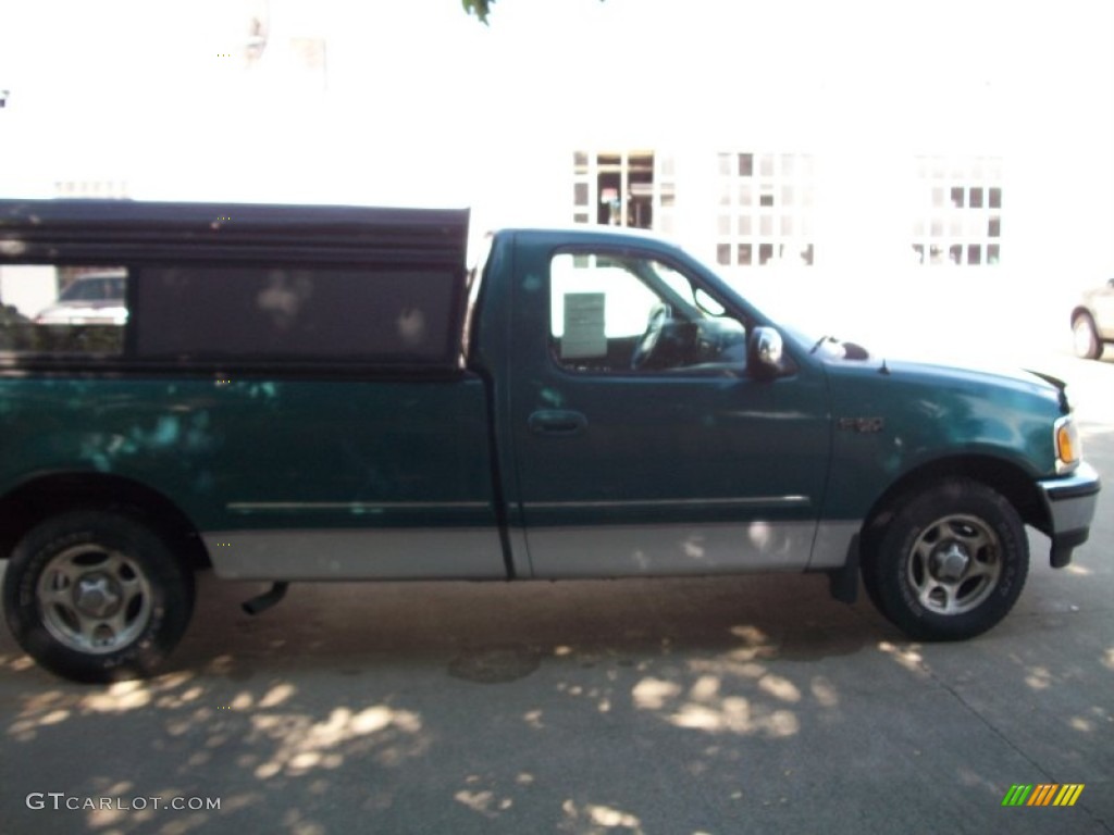 1997 F150 XLT Regular Cab - Pacific Green Metallic / Medium Graphite photo #4