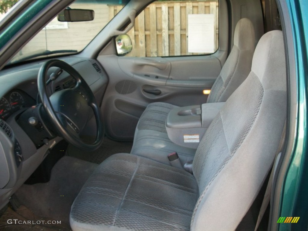 Medium Graphite Interior 1997 Ford F150 XLT Regular Cab Photo #51980489