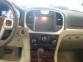 Sapphire Crystal Metallic - 300 C Hemi Photo No. 4