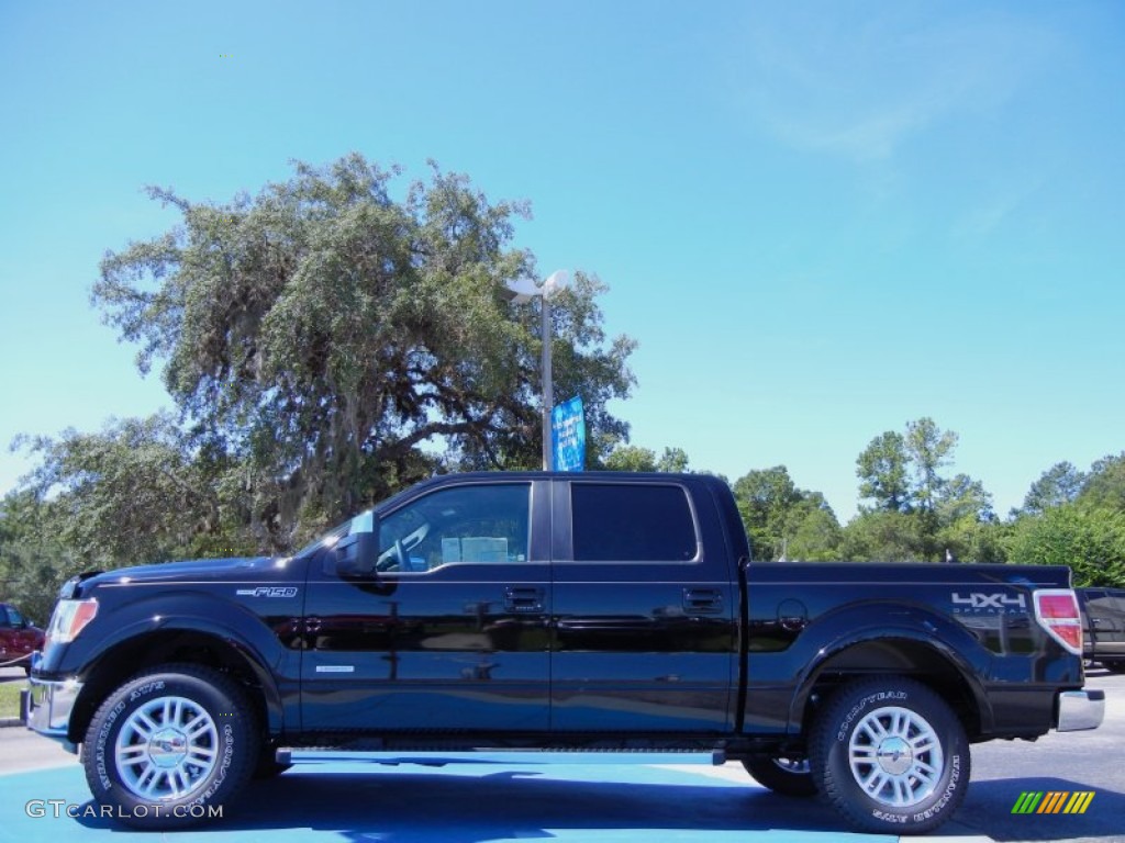 2011 F150 Lariat SuperCrew 4x4 - Ebony Black / Black photo #2