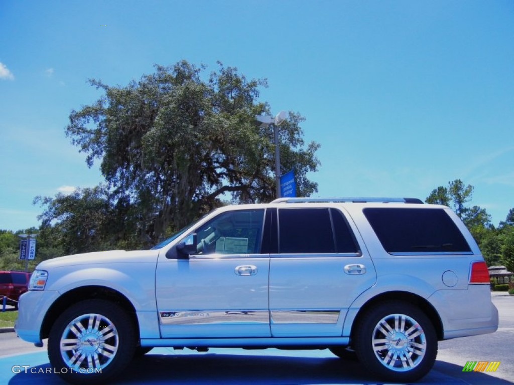 2011 Navigator 4x2 - Ingot Silver Metallic / Stone photo #2