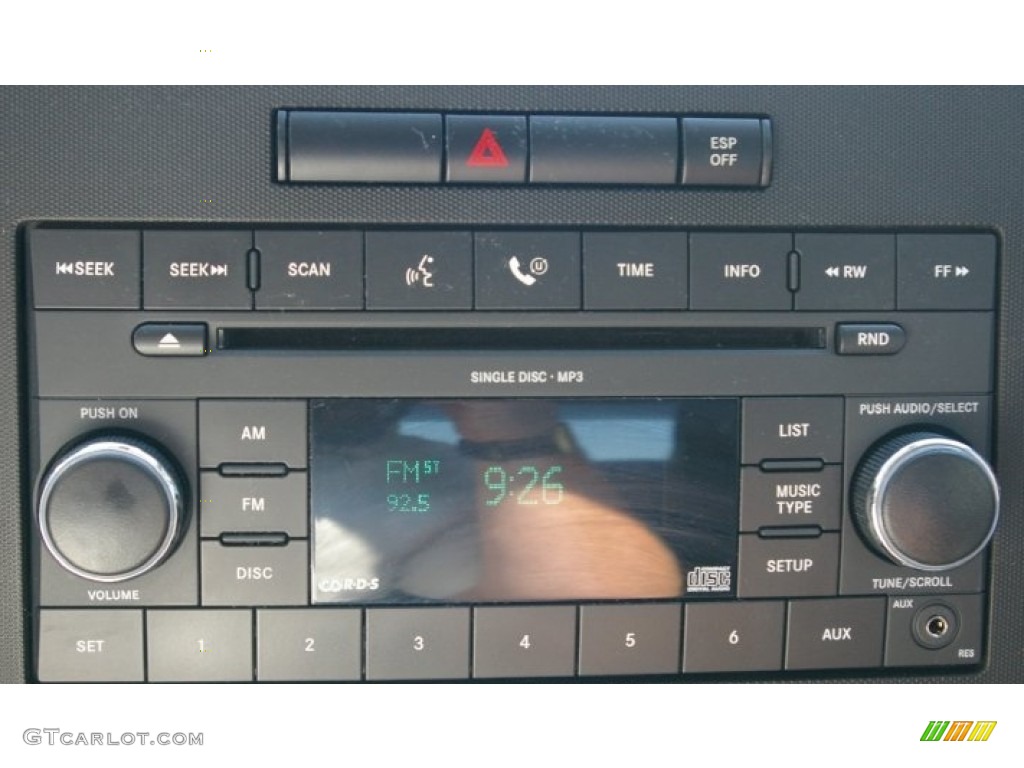 2008 Dodge Charger SE Controls Photo #51982436