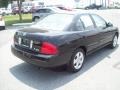 Blackout - Sentra 1.8 S Photo No. 5
