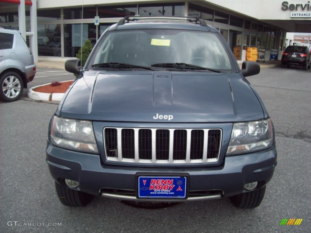 2004 Grand Cherokee Laredo 4x4 - Midnight Blue Pearl / Dark Slate Gray photo #8