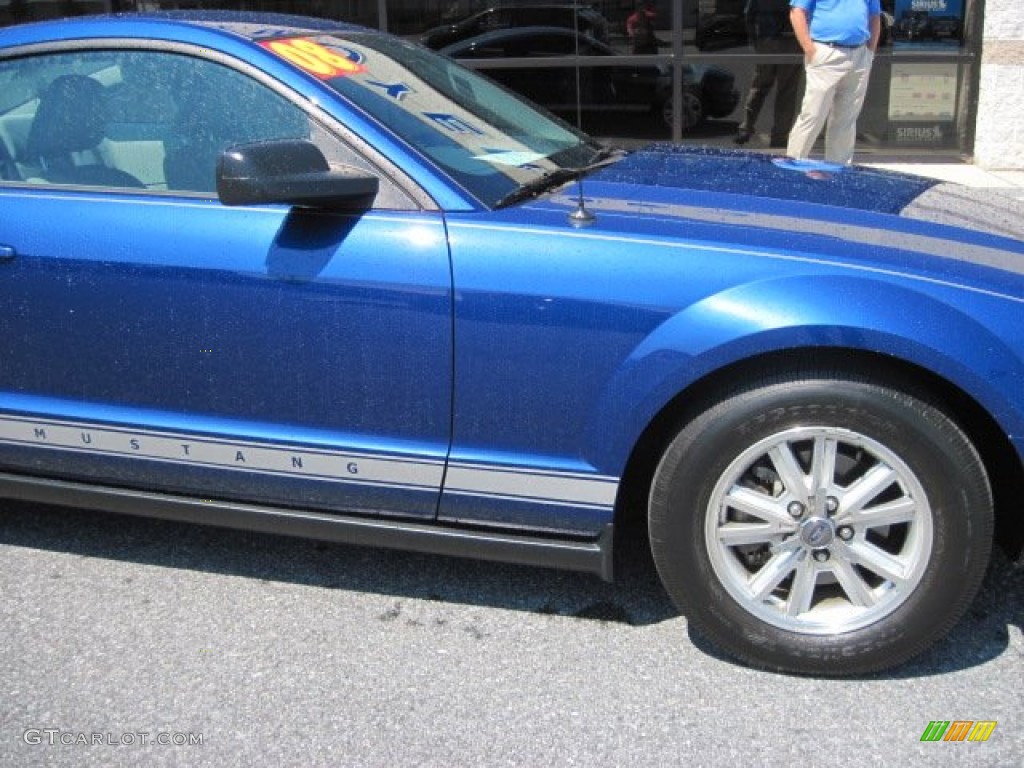 2008 Mustang V6 Deluxe Coupe - Vista Blue Metallic / Light Graphite photo #4