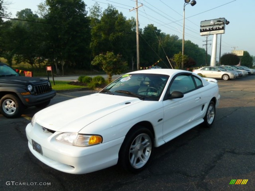 1998 Mustang GT Coupe - Ultra White / Black photo #1