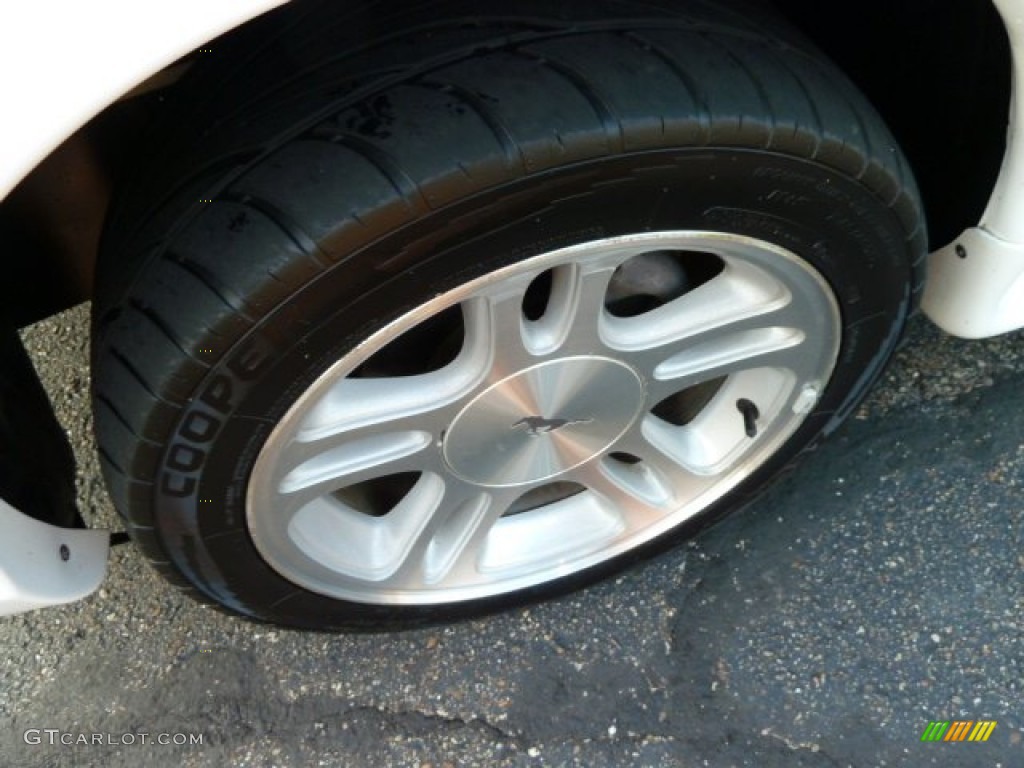 1998 Ford Mustang GT Coupe Wheel Photo #51994956