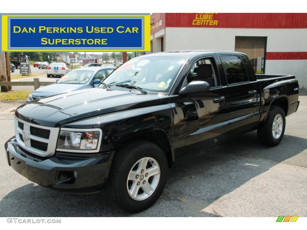 2011 Dakota Big Horn Crew Cab 4x4 - Brilliant Black Crystal Pearl / Dark Slate Gray/Medium Slate Gray photo #1