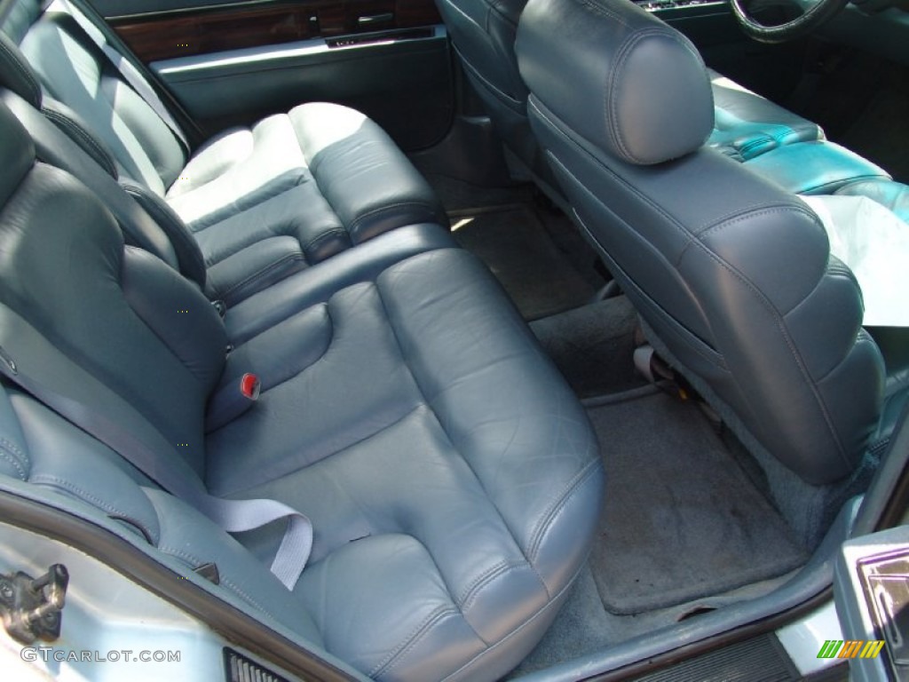 Medium Gray Interior 1997 Buick LeSabre Custom Photo #51998652