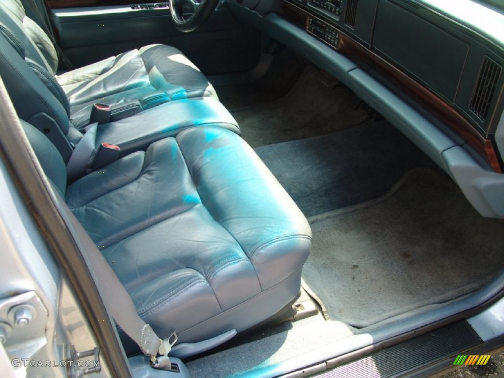 Medium Gray Interior 1997 Buick LeSabre Custom Photo #51998667