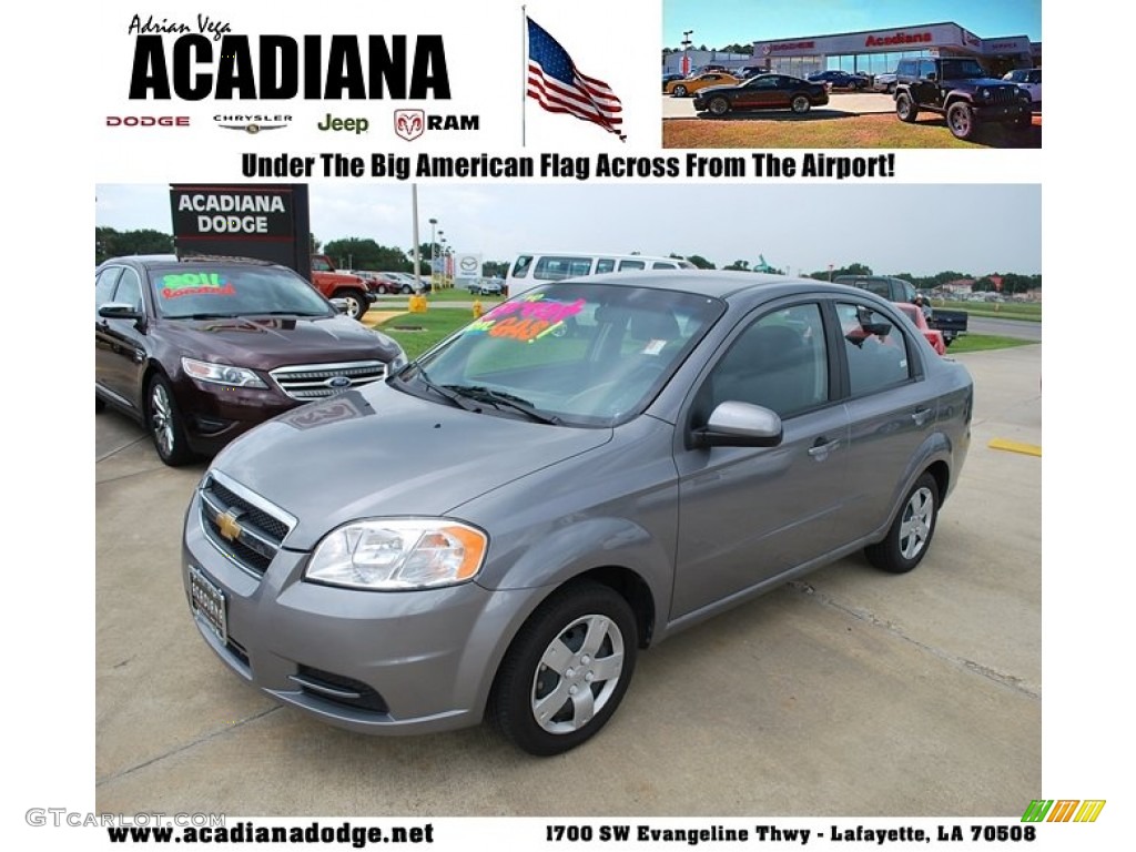 2010 Aveo LT Sedan - Medium Gray / Charcoal photo #1