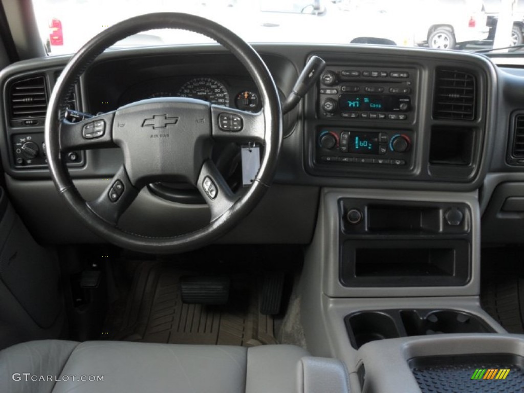 2003 Suburban 1500 LT 4x4 - Light Pewter Metallic / Gray/Dark Charcoal photo #17