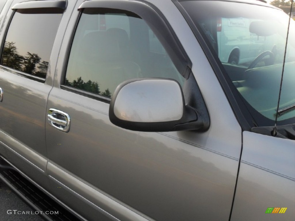 2003 Suburban 1500 LT 4x4 - Light Pewter Metallic / Gray/Dark Charcoal photo #25