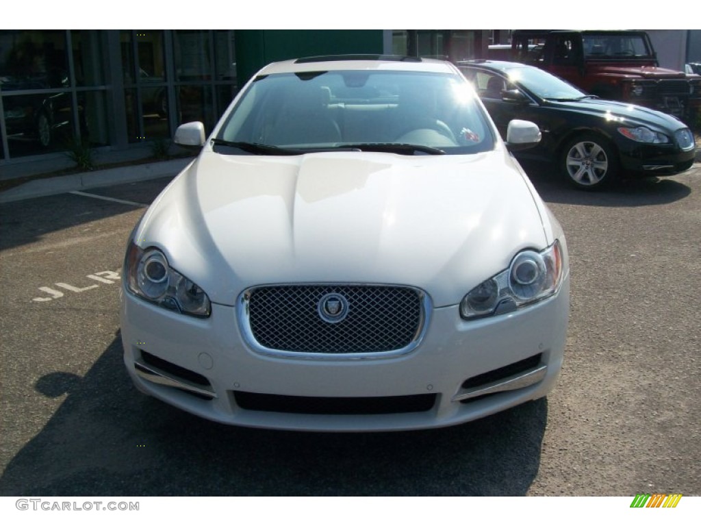 2009 XF Supercharged - Porcelain White / Ivory/Oyster photo #4