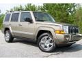 Light Khaki Metallic - Commander Limited 4x4 Photo No. 5