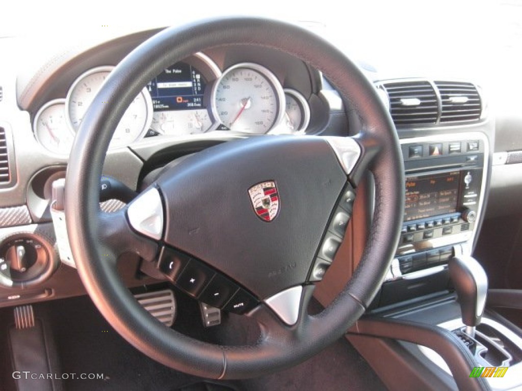 2009 Porsche Cayenne Turbo S Steering Wheel Photos