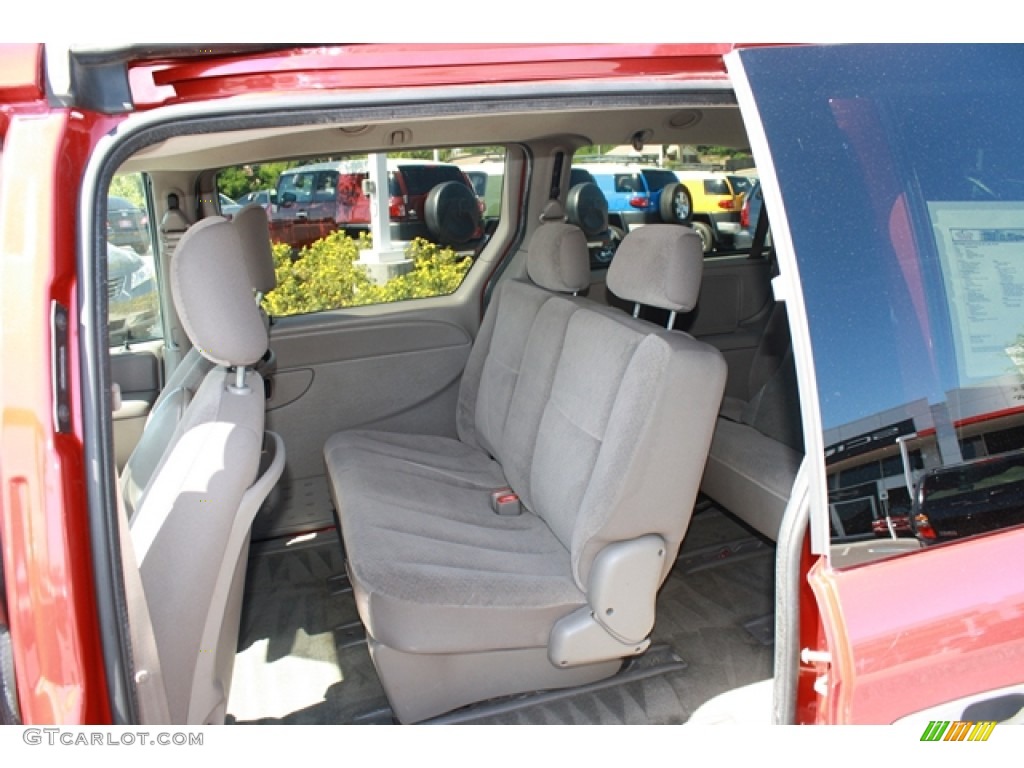 2003 Grand Caravan SE - Inferno Red Tinted Pearl / Taupe photo #14