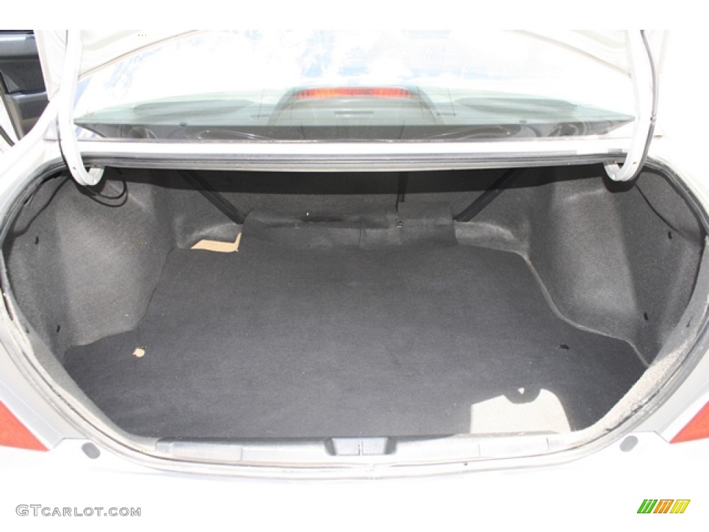 2004 Honda Civic Value Package Coupe Trunk Photo #52006662
