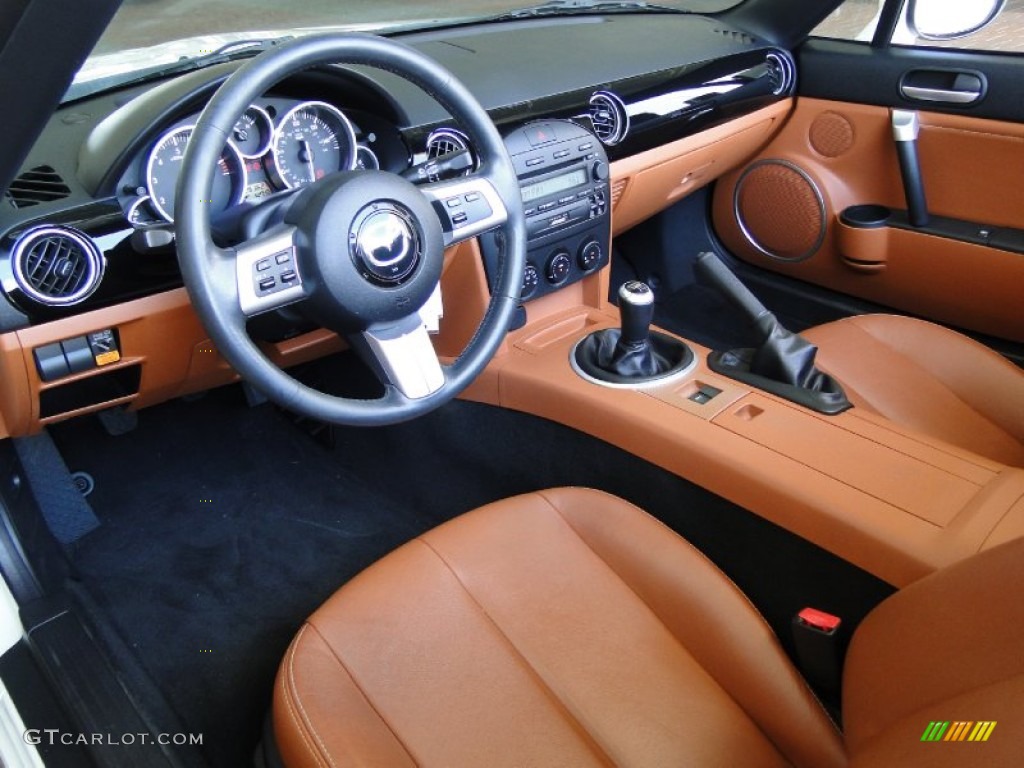 2006 Mazda MX-5 Miata Grand Touring Roadster Tan Dashboard Photo #52008576