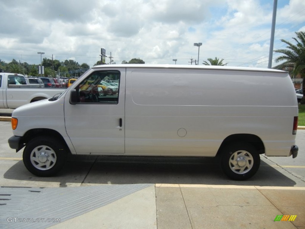 2007 E Series Van E150 Commercial - Oxford White / Medium Flint Grey photo #5