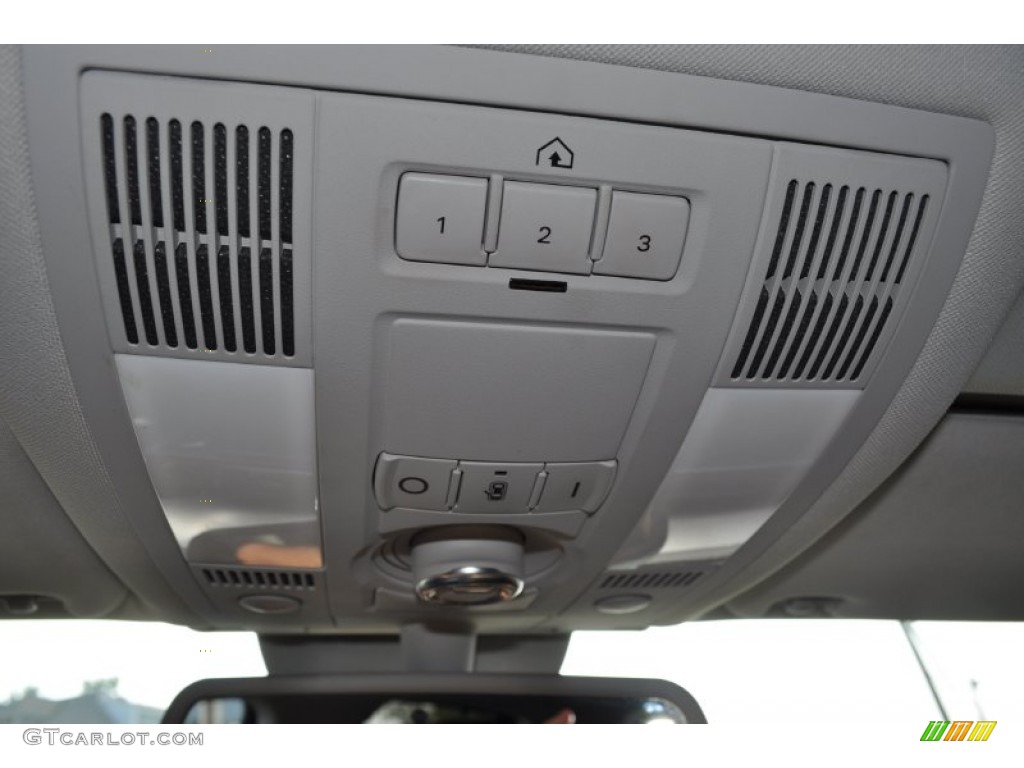 2009 Audi A8 L 4.2 quattro Controls Photo #52012932