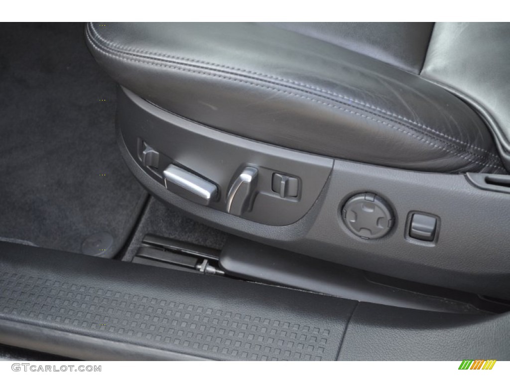 2009 Audi A8 L 4.2 quattro Controls Photo #52012974
