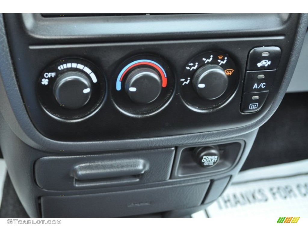 2001 Honda CR-V Special Edition 4WD Controls Photo #52013622