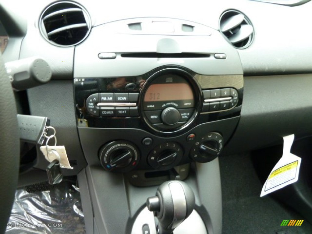 2011 Mazda MAZDA2 Touring Controls Photo #52014372