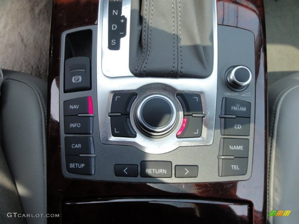 2006 Audi A6 3.2 quattro Avant Controls Photo #52017708