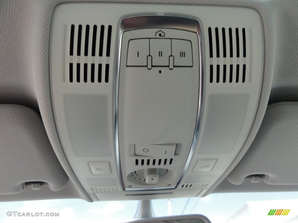 2006 Audi A6 3.2 quattro Avant Controls Photo #52017726