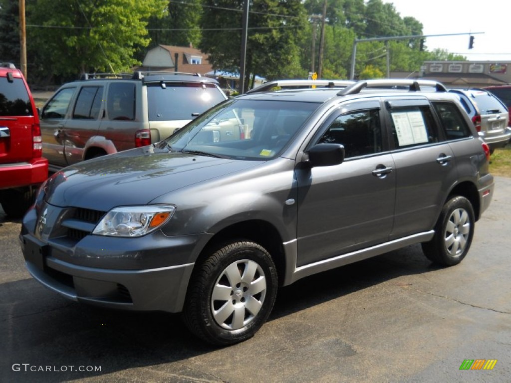 2006 Outlander LS 4WD - Graphite Gray Pearl / Charcoal photo #1
