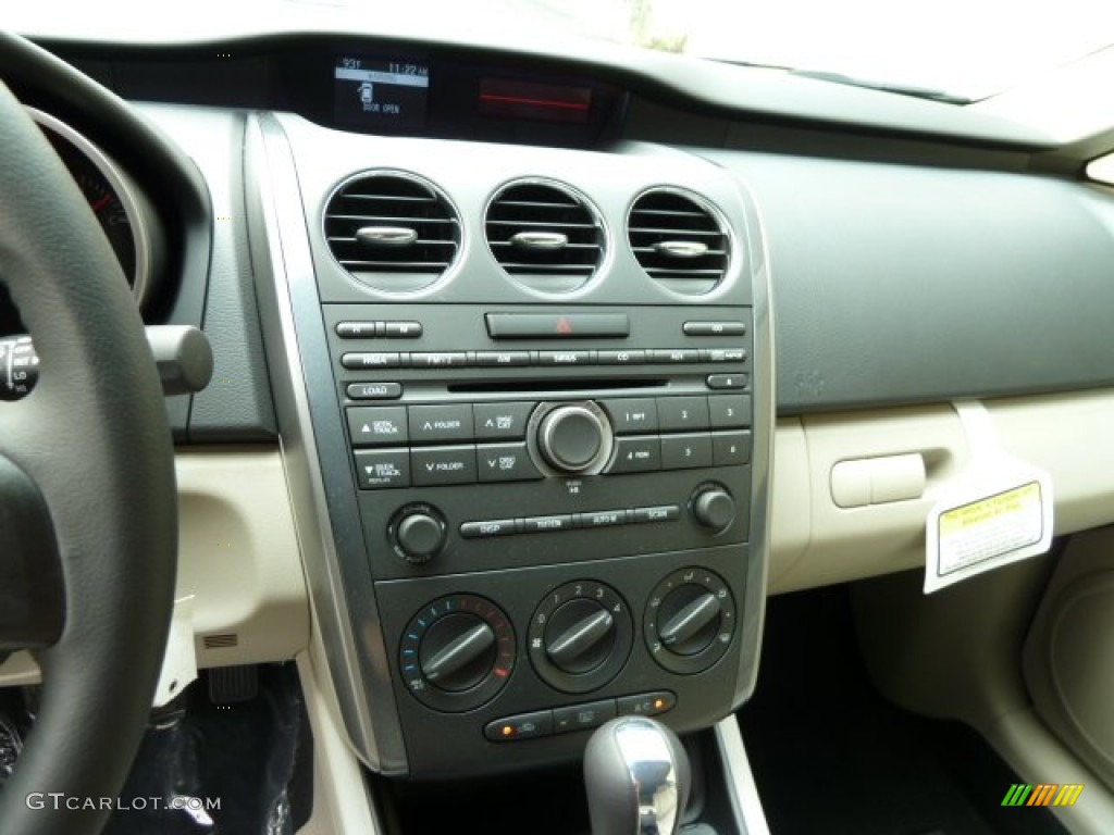 2011 Mazda CX-7 s Touring AWD Controls Photo #52019214
