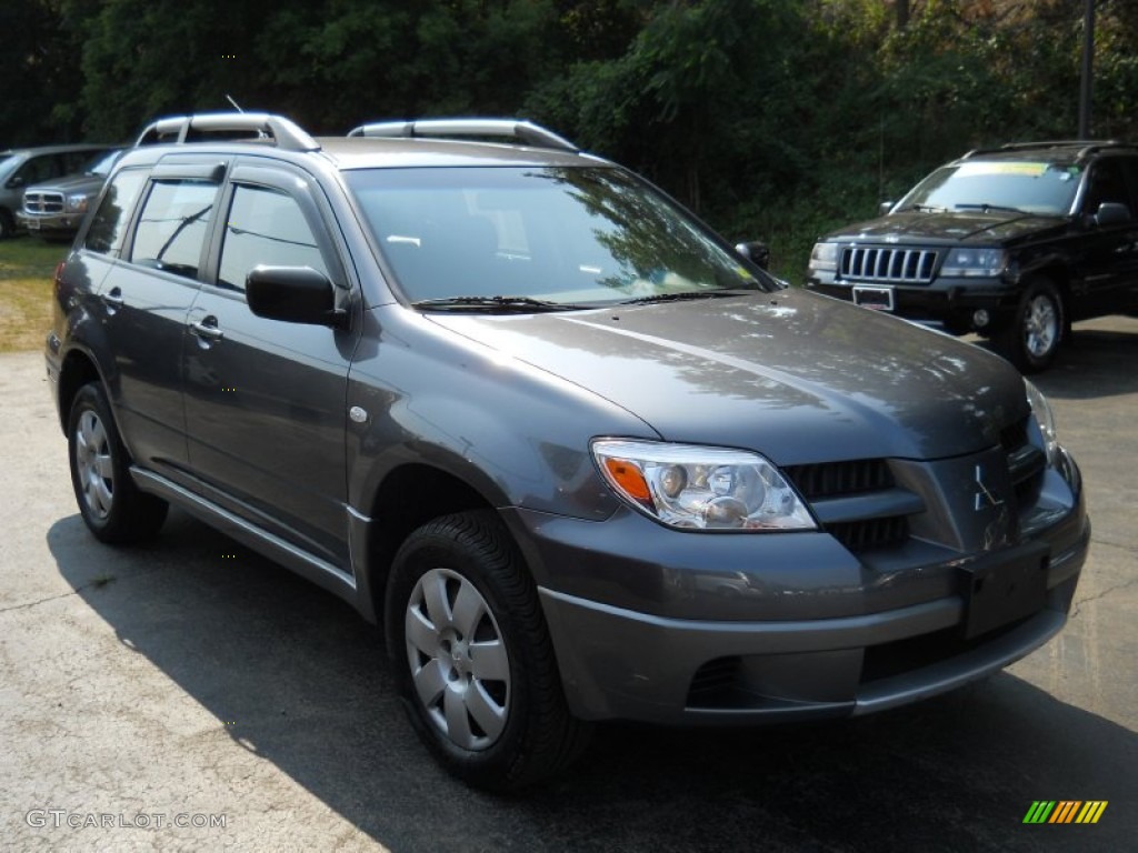 2006 Outlander LS 4WD - Graphite Gray Pearl / Charcoal photo #15