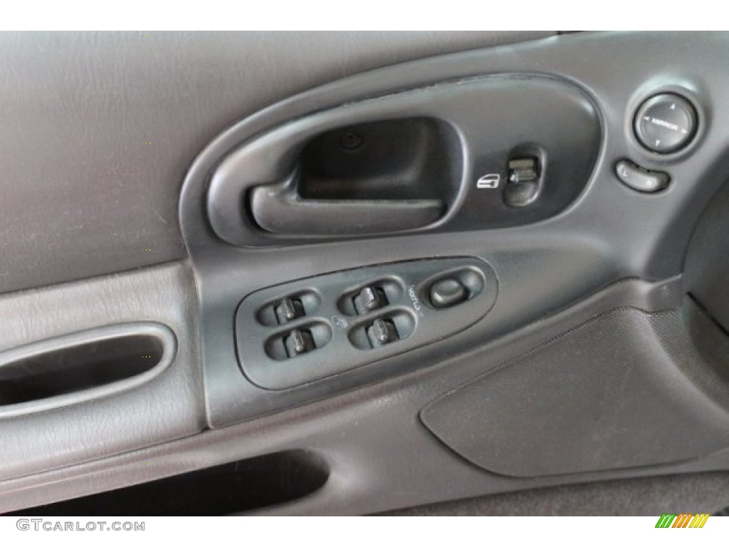 1999 Dodge Intrepid ES Controls Photo #52019760