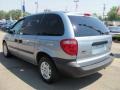 2005 Butane Blue Pearl Dodge Caravan SE  photo #2