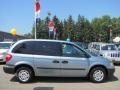 2005 Butane Blue Pearl Dodge Caravan SE  photo #4