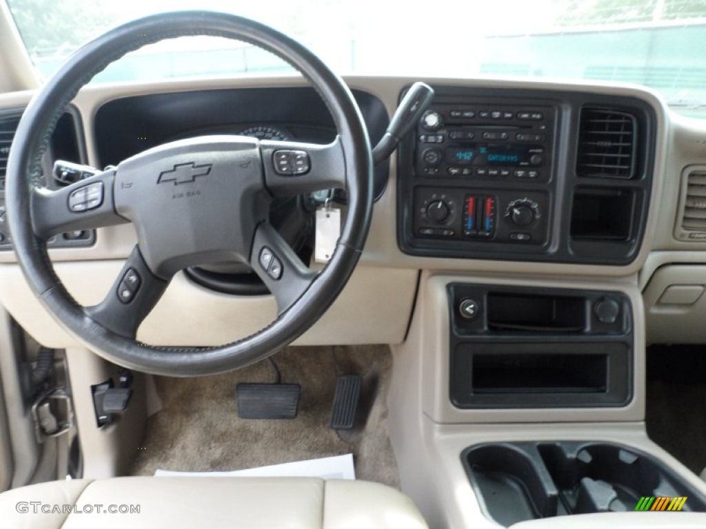 2003 Suburban 1500 LT - Light Pewter Metallic / Tan/Neutral photo #38