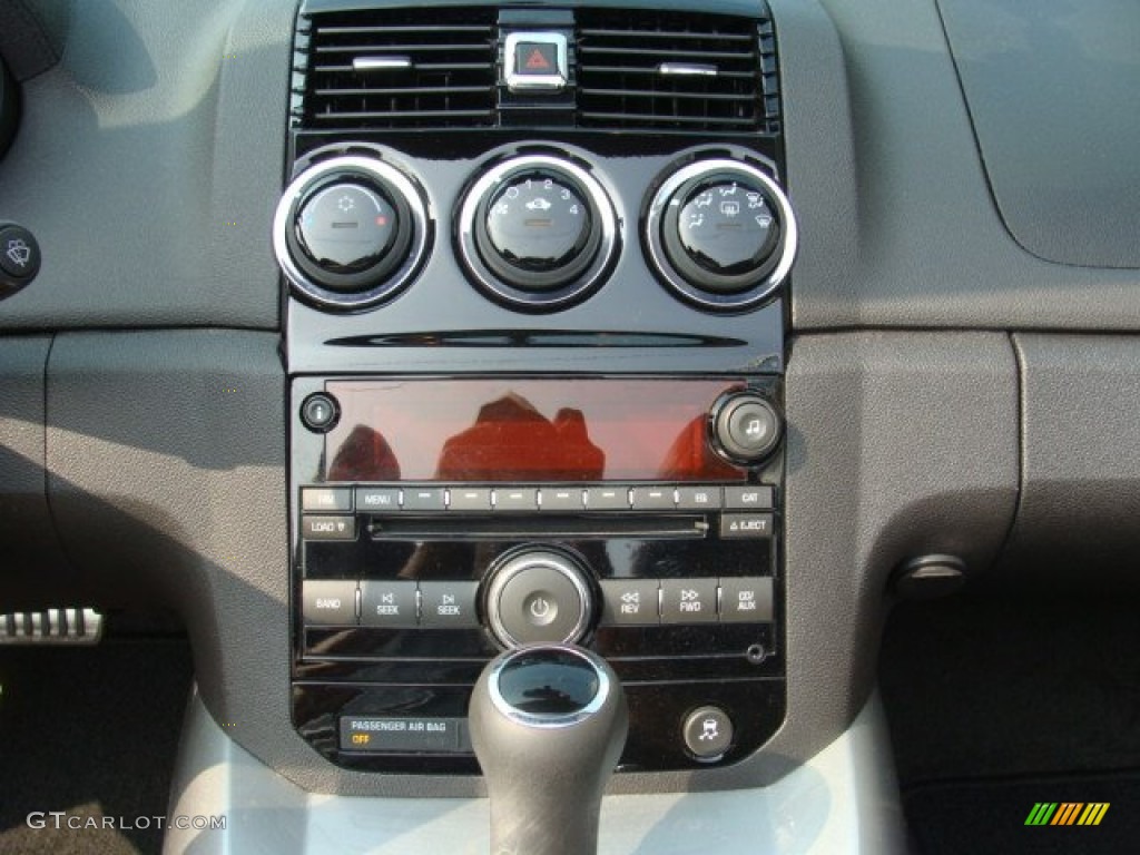 2009 Saturn Sky Roadster Controls Photo #52027578