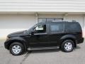 Super Black - Pathfinder SE 4x4 Photo No. 4