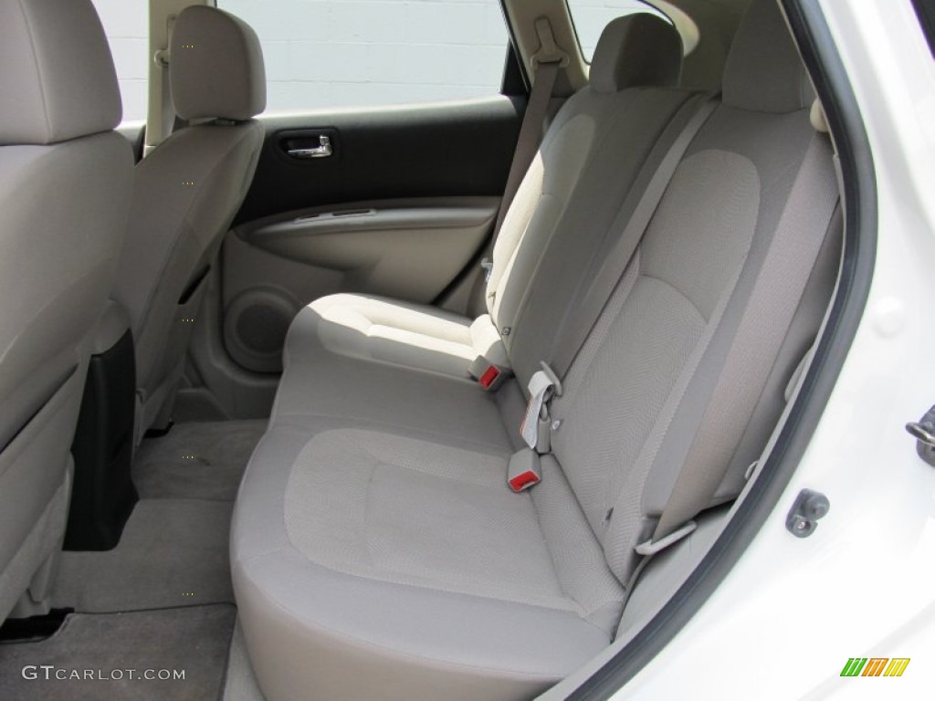 2011 Rogue S AWD - Pearl White / Gray photo #7