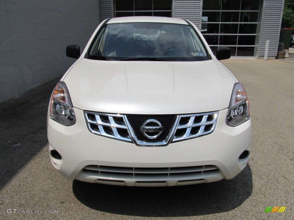 2011 Rogue S AWD - Pearl White / Gray photo #13
