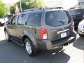 Storm Gray - Pathfinder SE 4x4 Photo No. 5