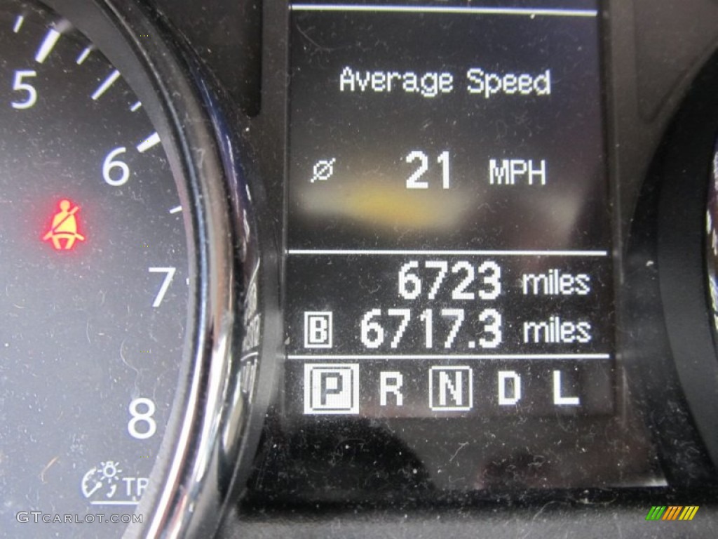 2011 Rogue S AWD - Pearl White / Gray photo #15