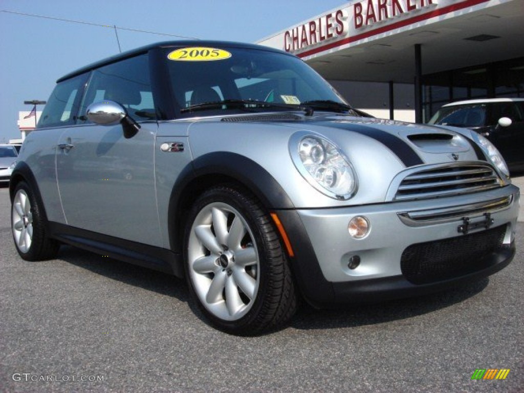 2005 Cooper S Hardtop - Pure Silver Metallic / Space Grey/Panther Black photo #1