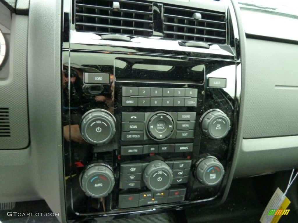 2012 Ford Escape Limited V6 4WD Controls Photo #52030893