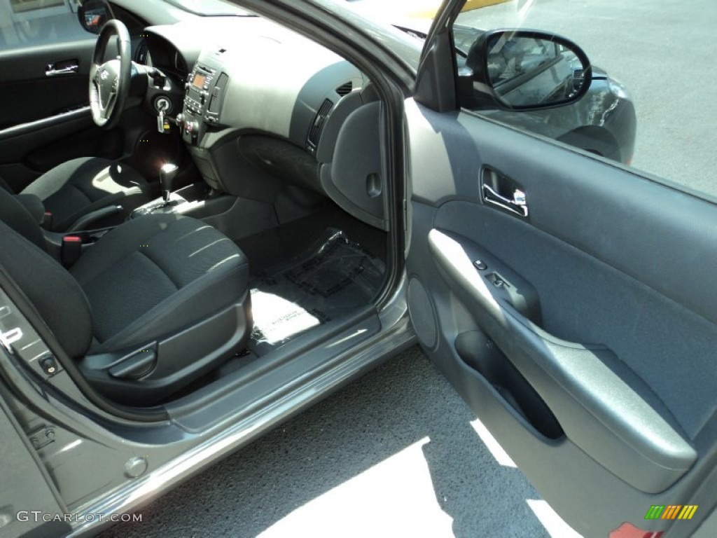 2009 Elantra Touring - Carbon Gray / Black photo #15